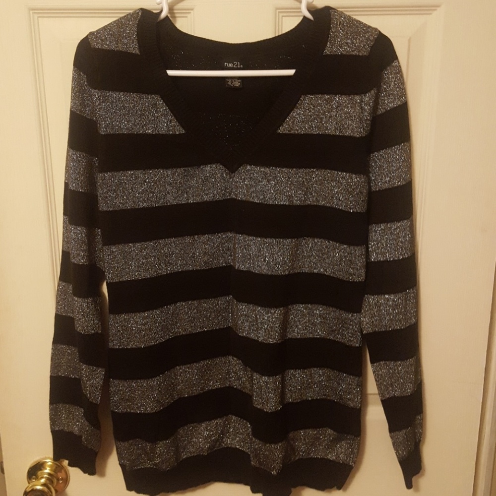 Rue21 sweater